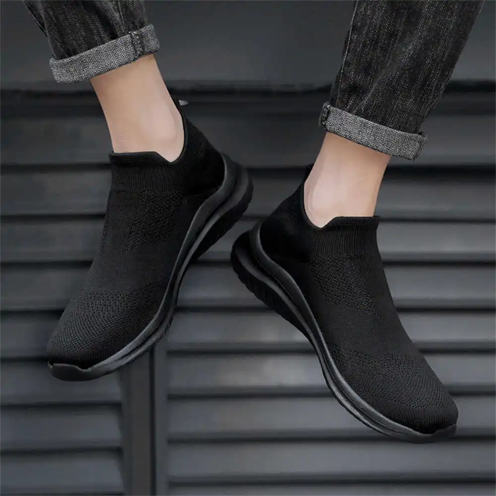 Women Fashion Over 50 - Beżowe miękkie nowe nowości buty do