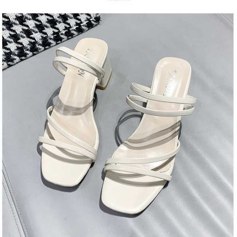 Sandały na grubym obcasie w ro – Women Fashion Online recenzja i cena