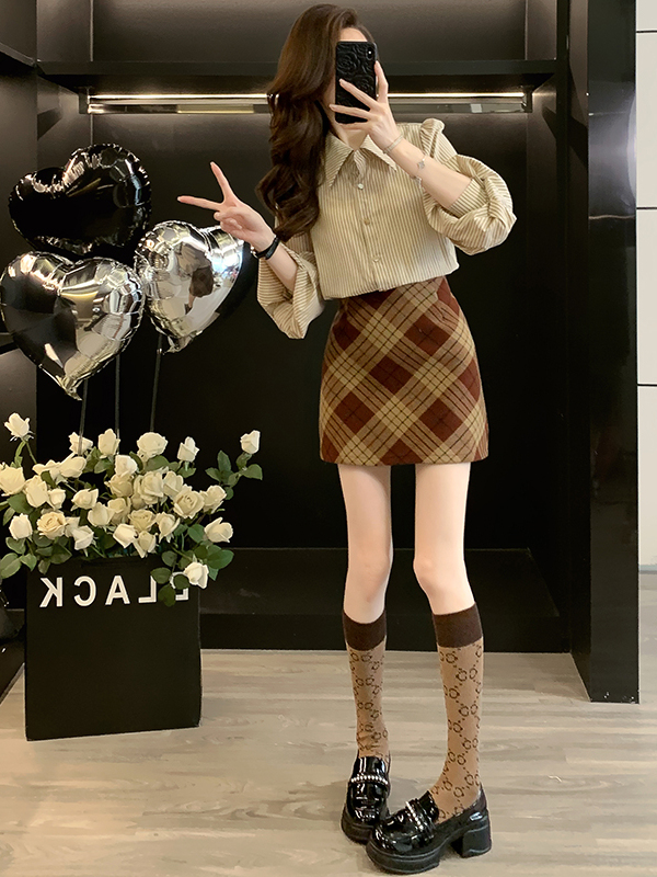 Modny dwuczęściowy zestaw dla  – Women Fashion Online recenzja i cena