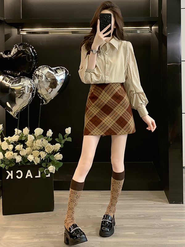 Modny dwuczęściowy zestaw dla  – Women Fashion Online recenzja i cena